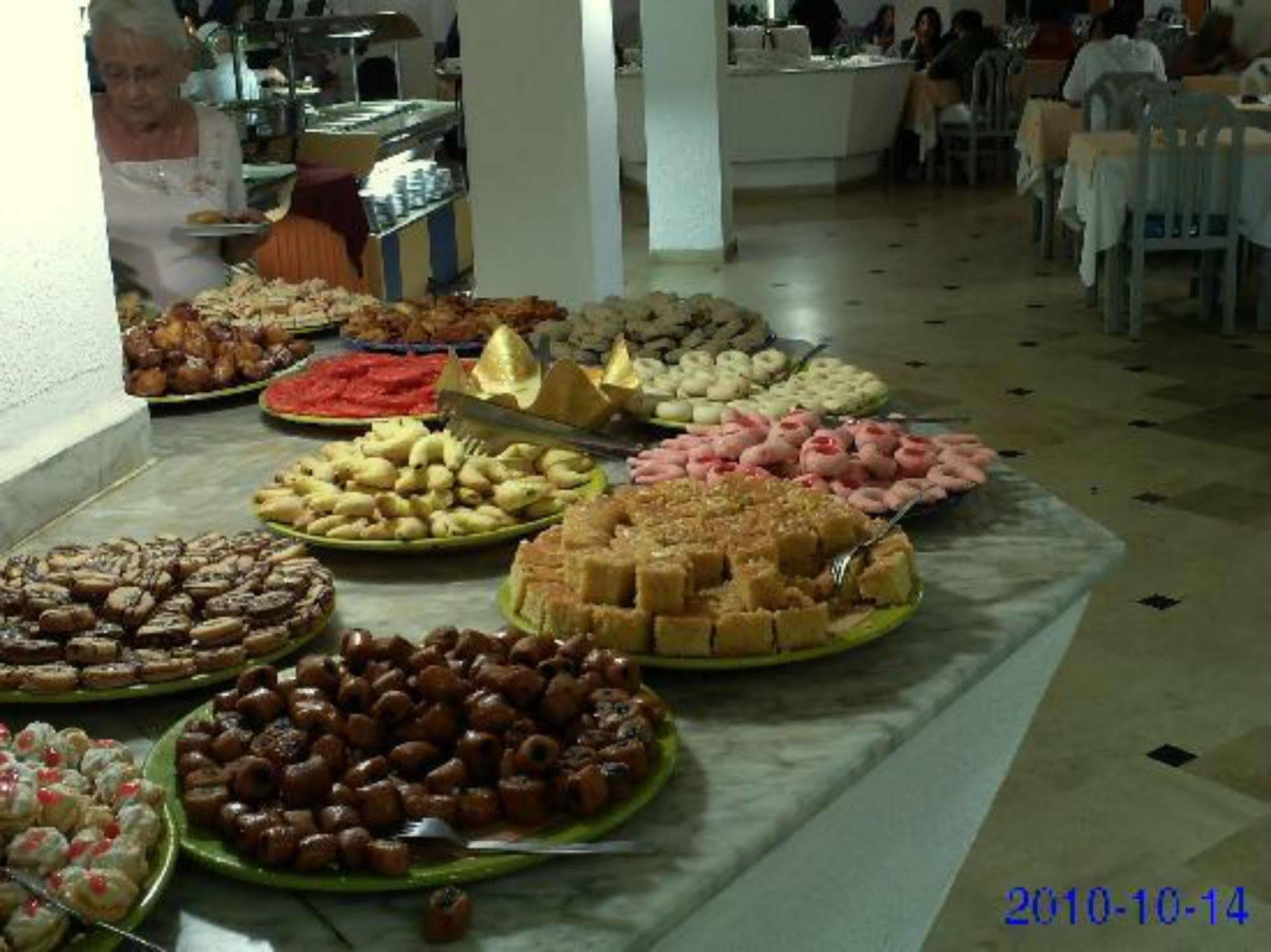 Kinza Hotel 哈馬馬特 外观 照片