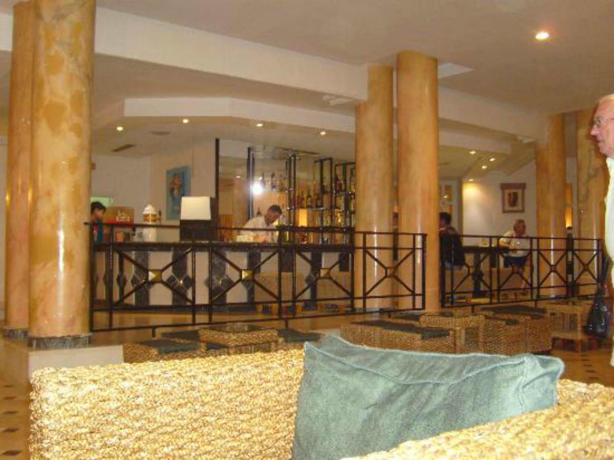 Kinza Hotel 哈馬馬特 外观 照片